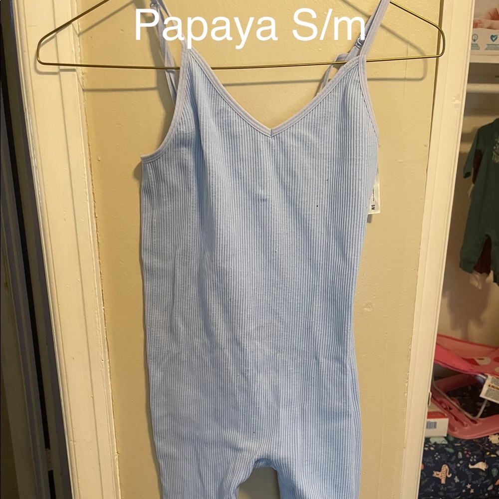 Papaya s/m romper great stretch